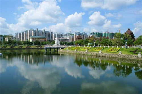 客厅装修浅褐色好看吗（客厅刷浅咖色好看吗）